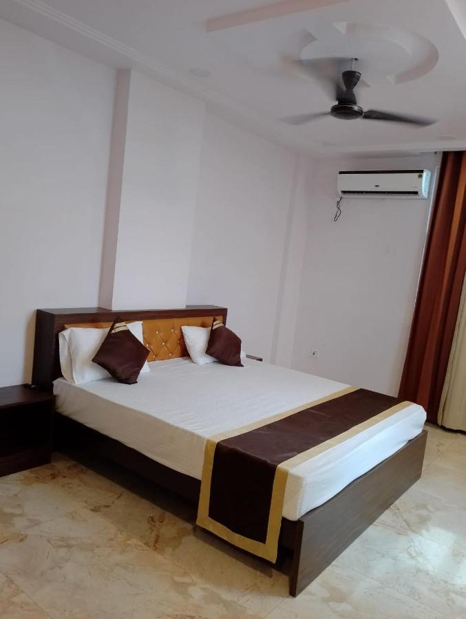 Grand Pearl Hotel & Banquet Lucknow Quarto foto